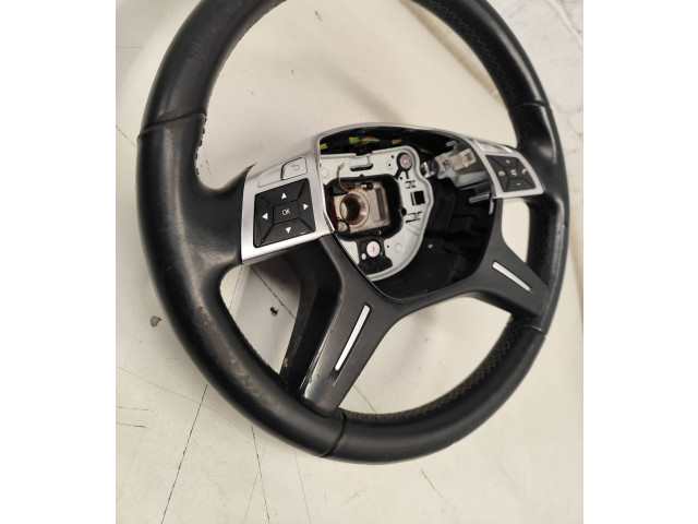 Volant Mercedes-Benz A W176 2016 3068639, 3070618  