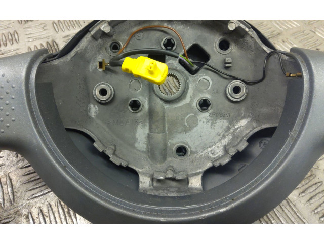 Volant Smart Roadster 2005 0001296v007  