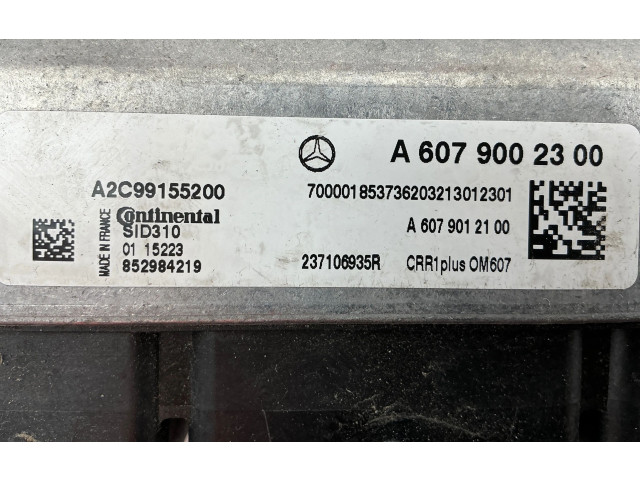 Řídící jednotka 237106935R, A6079012100   Mercedes-Benz A W176 2016