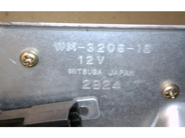 Моторчик заднего дворника     Mitsubishi Colt