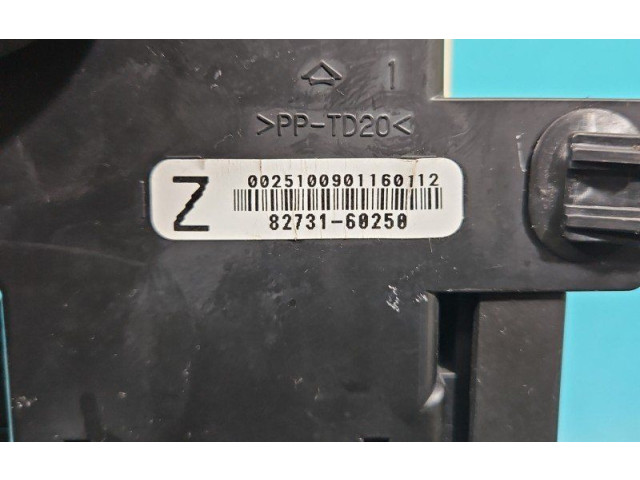Přístrojová deska  Toyota Land Cruiser (J200) 2009 82731-60250, IMPRK1430436  