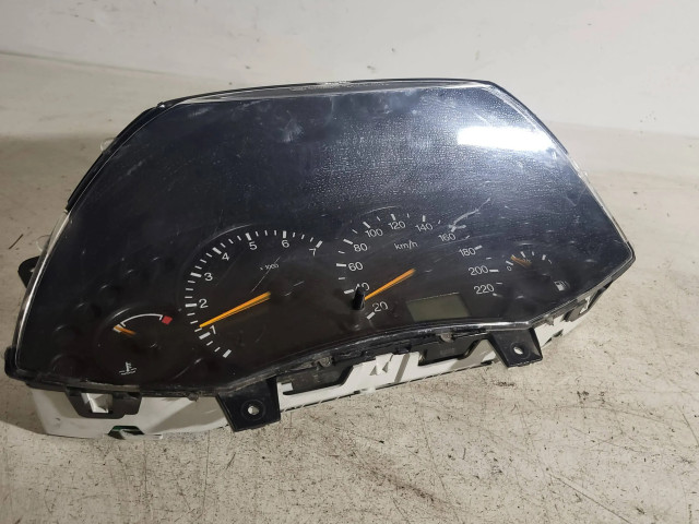Přístrojová deska  Ford Focus 2000 98AP10841BC, 44ZU115  