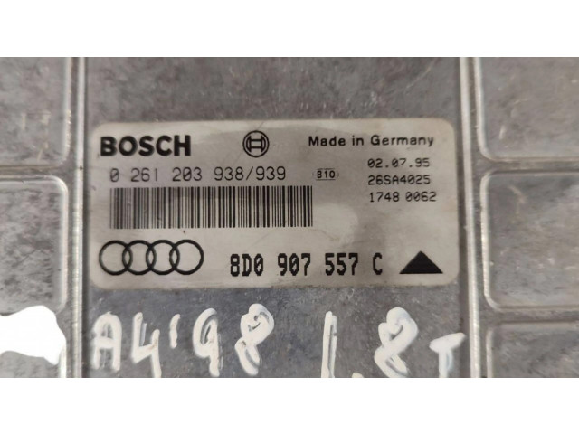 Řídící jednotka 8D0907557C, 0261203930   Audi A4 S4 B5 8D 1999