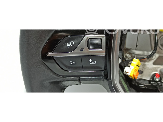 Volant Peugeot 2008 II 2022 98255044ZD, 640497100B  