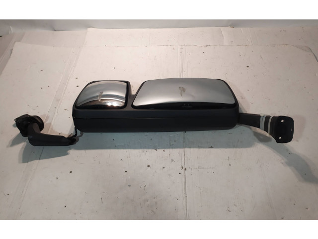 Zpětné zrcátko  Mercedes-Benz C W205 2018  A0028102616  