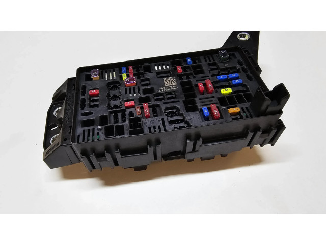   Pojistková skříňka 68347016AD   Jeep Grand Cherokee WL 2021