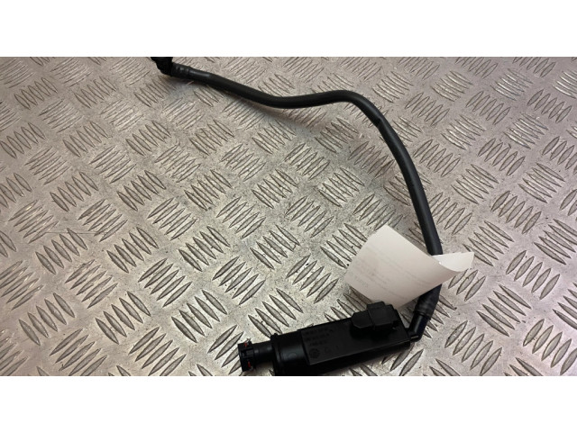Vstřikovací lišta 8613141   BMW 7 G11 G12  pro benzínový / Электричество motor 2.0  