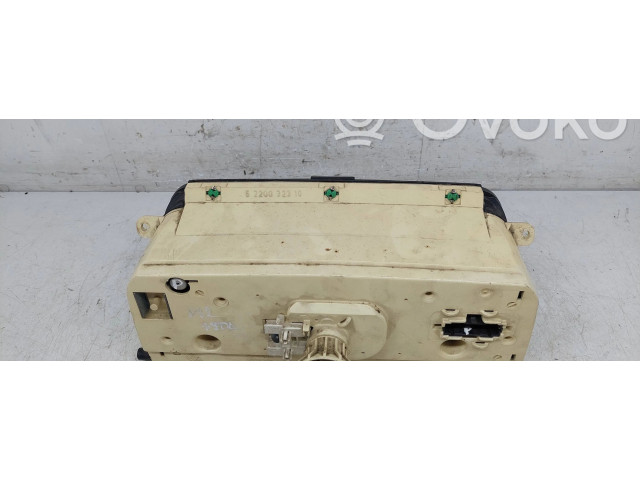 Přístrojová deska  Volkswagen PASSAT B3 1990 357919033CJ, 5220032310  