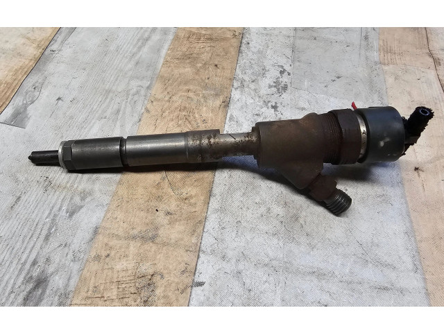 Vstřikovač 0445110227   Toyota Auris 150     