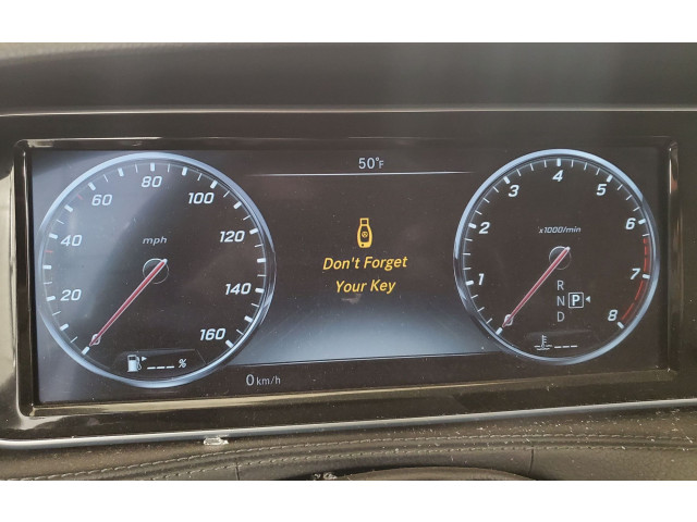Přístrojová deska  Mercedes-Benz S W222 2016 A2229005712, A2229018904  