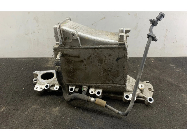 Vstřikovací lišta M166252C   Audi A6 S6 C7 4G    CNHA 
