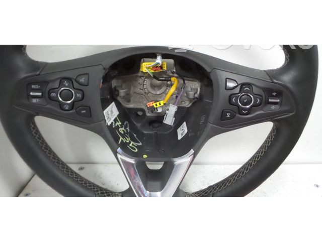 Volant Vauxhall Astra K 2017 39018002, 39050908  