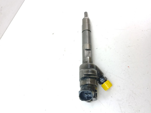 Форсунка 0445110414, H8201055367    Opel Vivaro для дизельного двигателя  1.6