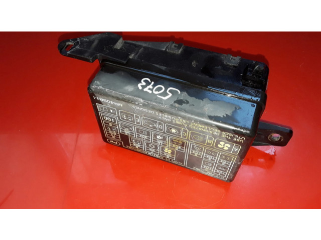  Pojistková skříňka MR409811   Mtsubishi Pajero Sport I 2004