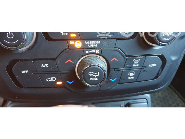 Блок управления климат-контролем 7356941360   Jeep Renegade