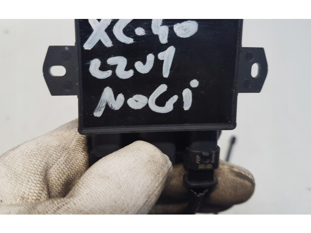 Pojistková skříňka Блок управления крышки багажника E01700-102   Volvo XC40 2019
