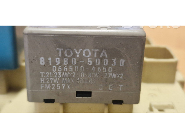   Pojistková skříňka 8198050030, 0665004650   Toyota RAV 4 (XA10) 2000