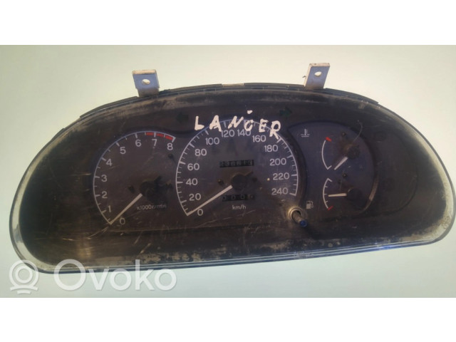 Панель приборов MB899938   Mitsubishi Lancer       