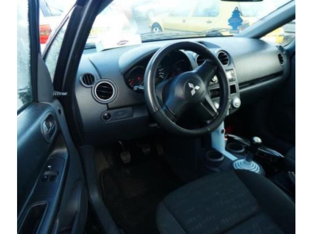 Вентилятор печки       Mitsubishi Colt