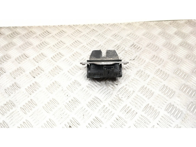 замок багажника 251013, BM519442A66BB    Ford Focus ST 2015-2018 года