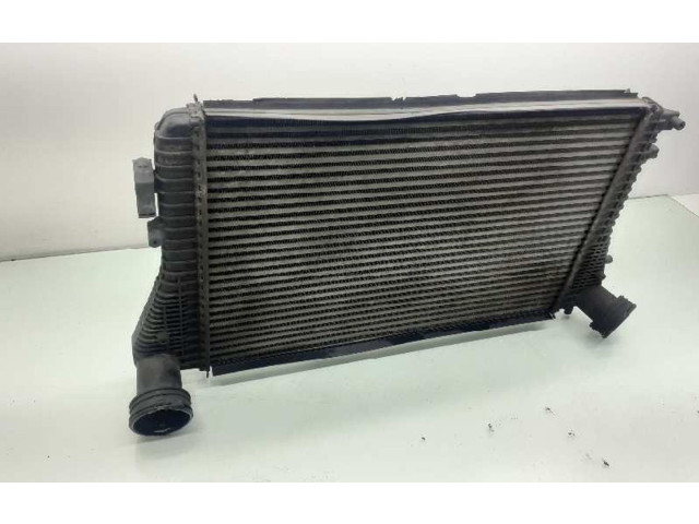 Интеркулер  1K0145803CD, 1K0145803A   Seat Leon (1M) 