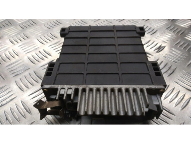 Блок управления двигателя 0105455732   Mercedes-Benz 190 W201