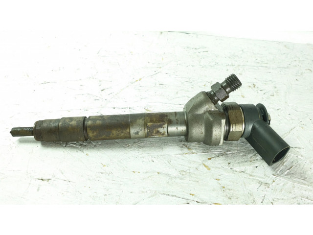 Vstřikovač 850690202   BMW 1 E82 E88  pro naftový motor 1.6  