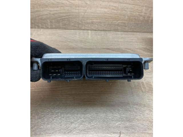 Блок управления двигателем ECU 038906019KT, 0281011219   Seat Cordoba (6L)