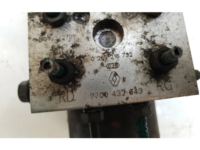 Блок АБС 7700432643, 7700432643   Renault  Megane I  1995 - 2002 года