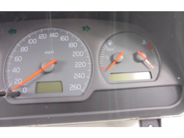 Přístrojová deska  Volvo S40, V40 2001   
