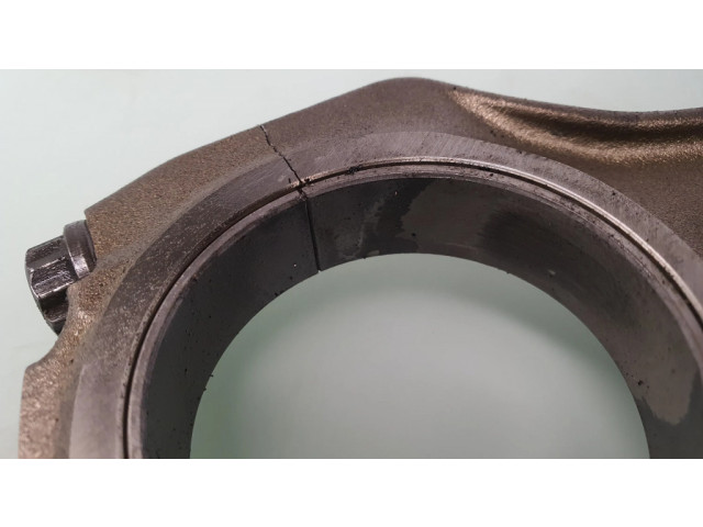 Píst 11257840922, 11247838623   BMW M5  pro benzínový motor 5.0  