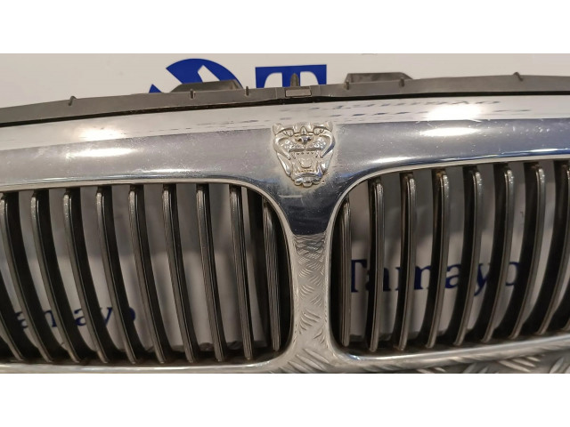 Передняя решётка Jaguar X-Type  1X438A100AD      