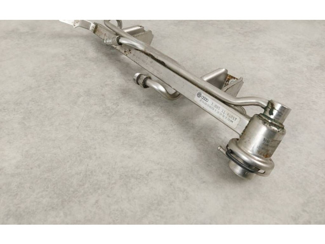 Топливная рампа 06B133313M, 1095114106T   Volkswagen PASSAT B5.5  