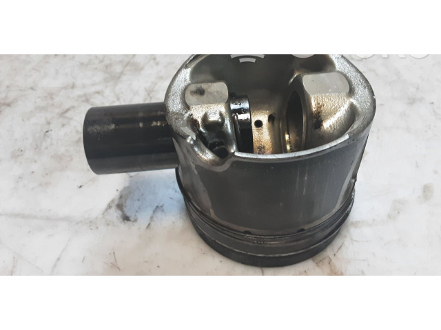 Píst 8372T, 3R2   Audi A6 S6 C7 4G     