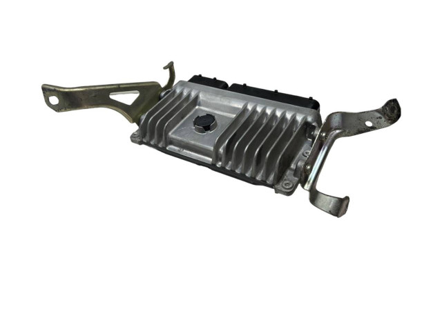 Řídící jednotka 8966105G10, MB2762000570   Toyota Avensis T270 2016