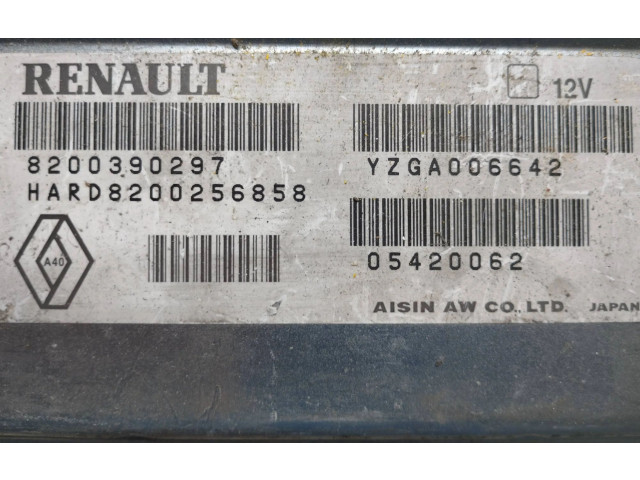 Блок управления коробкой передач 8200390297, 05420062   Renault Laguna II