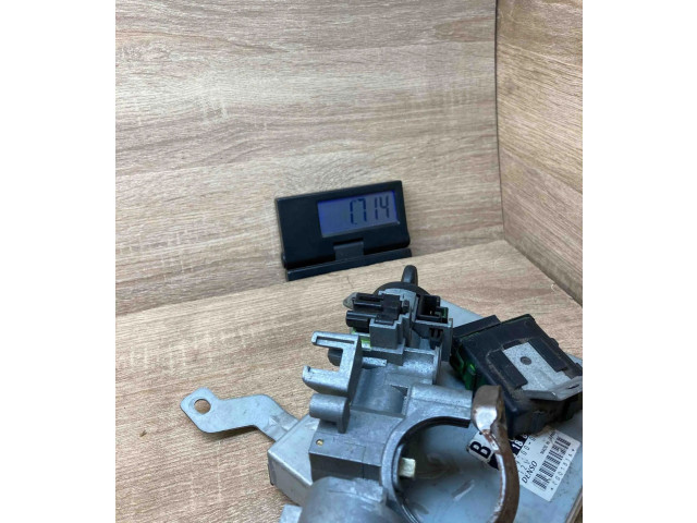 Комплект блоков управления B33J18881, 8906720144   Mazda 323