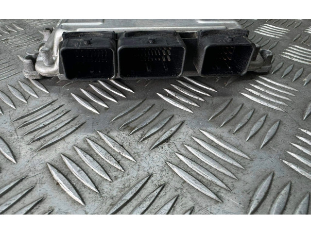 Řídící jednotka 9645534380, EDC15C2   Peugeot 607 2003
