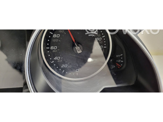 Přístrojová deska  Audi RS5 2010 8T0920982A, 503002363405  