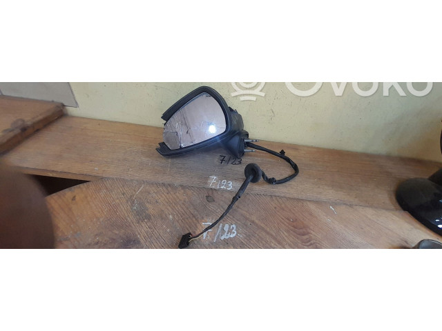 Zpětné zrcátko  Audi A1 2021  056468168  