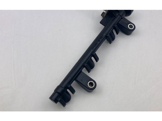 Vstřikovací lišta 2327040010   Toyota Yaris     