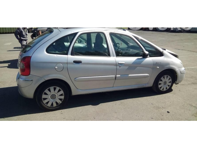 Панель приборов 00006105VY   Citroen Xsara Picasso       