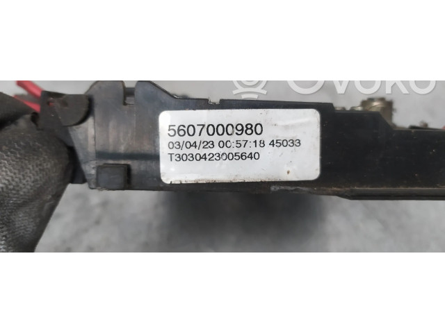 Блок предохранителей 5607000980, T3030423005640   Ford Fusion    