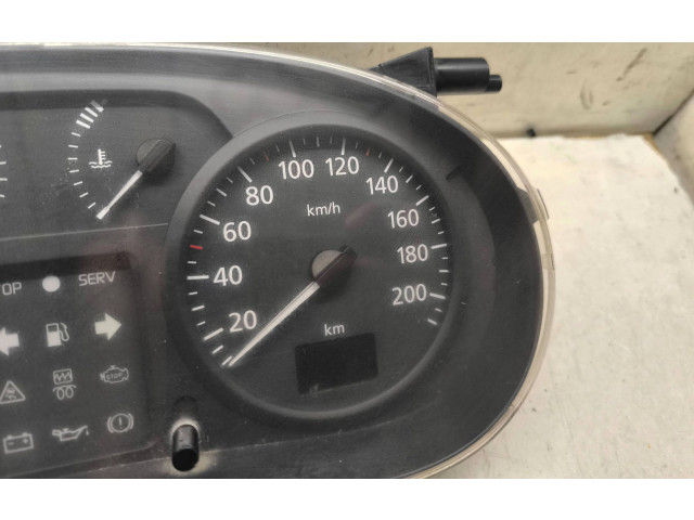 Přístrojová deska  Renault Trafic II (X83) 2003 P8200295451, 216769066  