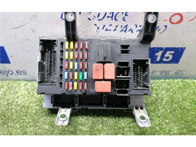 Блок предохранителей  51778008, 51778008   Fiat Linea    
