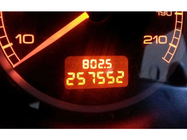 Přístrojová deska  Peugeot 307 2002   