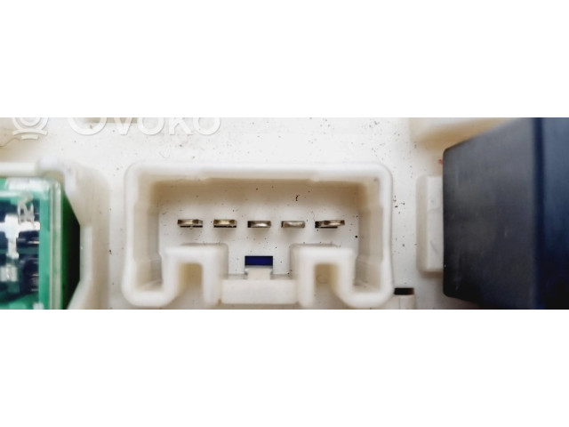 Комплект блоков управления MR951770, MM0038001   Mitsubishi Colt