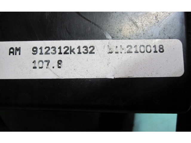   Pojistková skříňka 919502K340, 912312K132   KIA Soul 2009