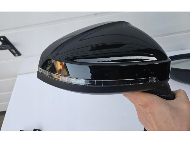 Zpětné zrcátko  Audi A4 S4 B9 8W 2022  4M0907590F  