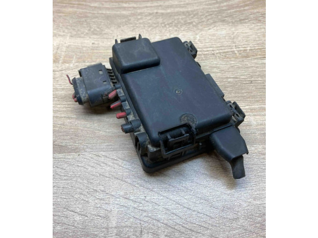 Блок предохранителей 7M3937509A, 1J0937773   Volkswagen Sharan    